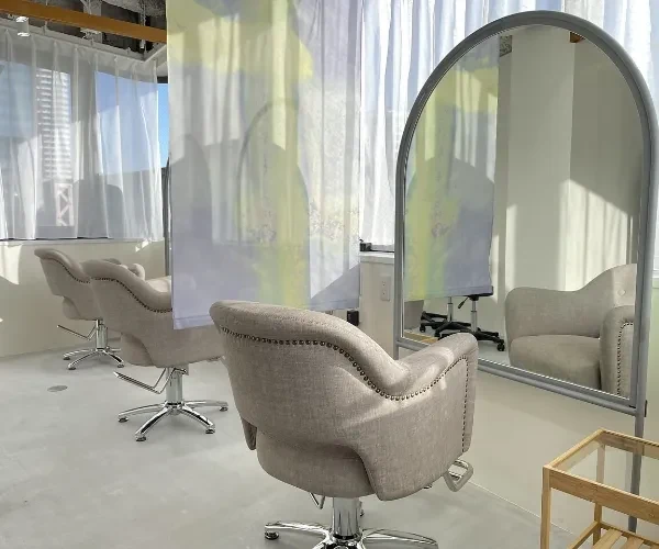 INCE HAIRのサロン内装